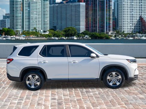 Certified 2024 Honda Pilot EX-L image 4