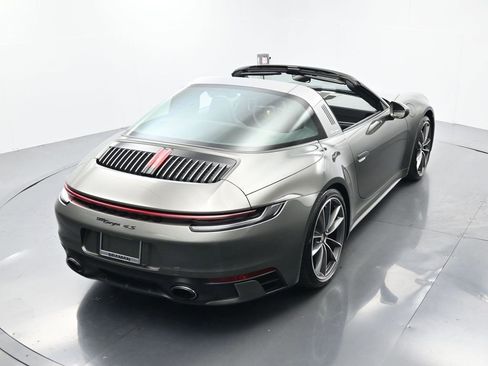 Used 2021 Porsche 911 Targa 4S w/ Sportdesign Package image 42
