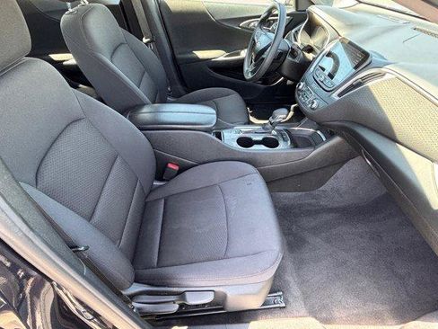 Used 2023 Chevrolet Malibu LT FWD image 11