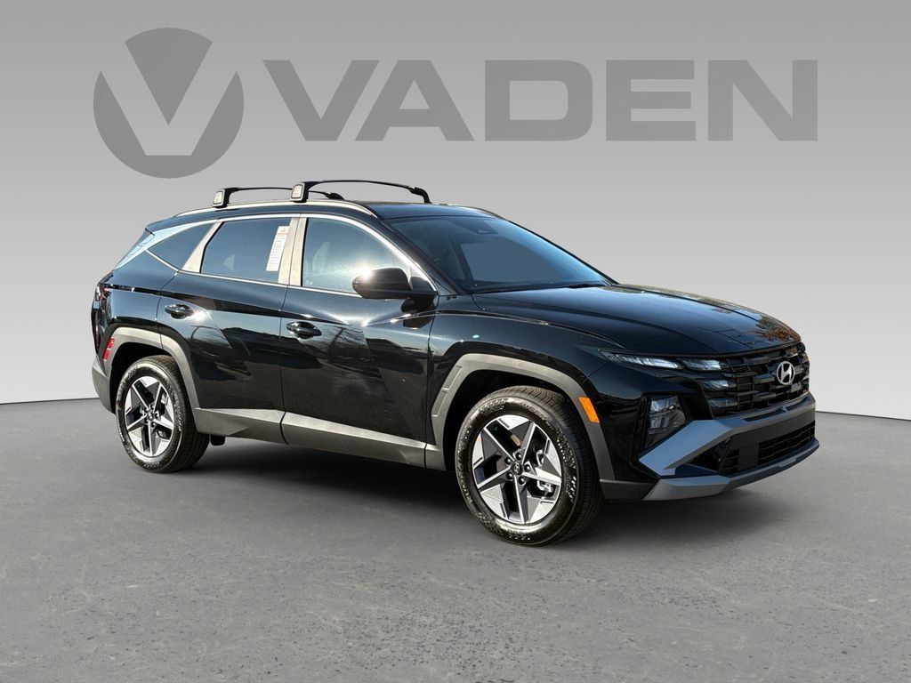 New 2026 Hyundai Tucson SEL Plus FWD image 3