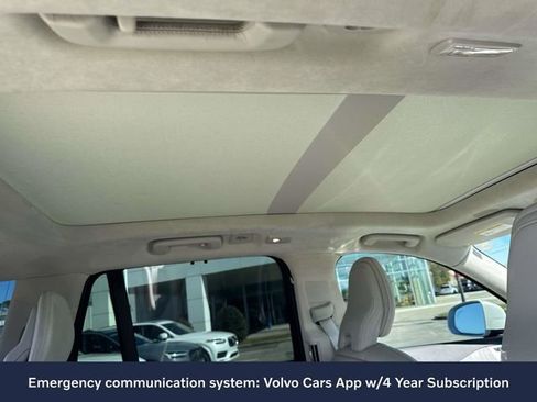 Used 2023 Volvo XC90 B6 Ultimate w/ Lounge Package image 14