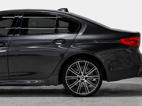 Used 2019 BMW 540i w/ M Sport Package RWD image 11