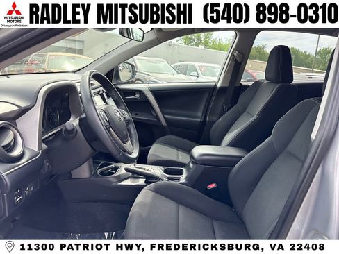 Used 2017 Toyota RAV4 XLE image 3