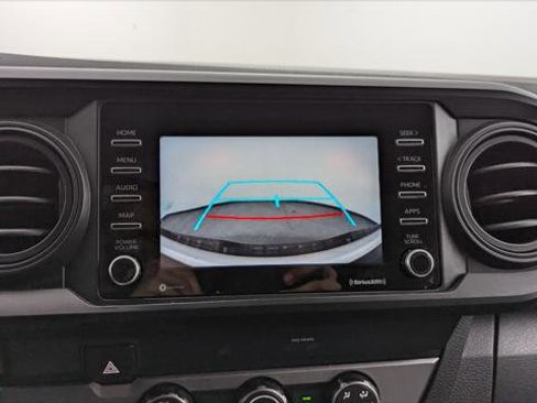 Used 2022 Toyota Tacoma SR image 22