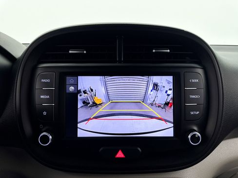 Used 2023 Kia Soul LX FWD image 23