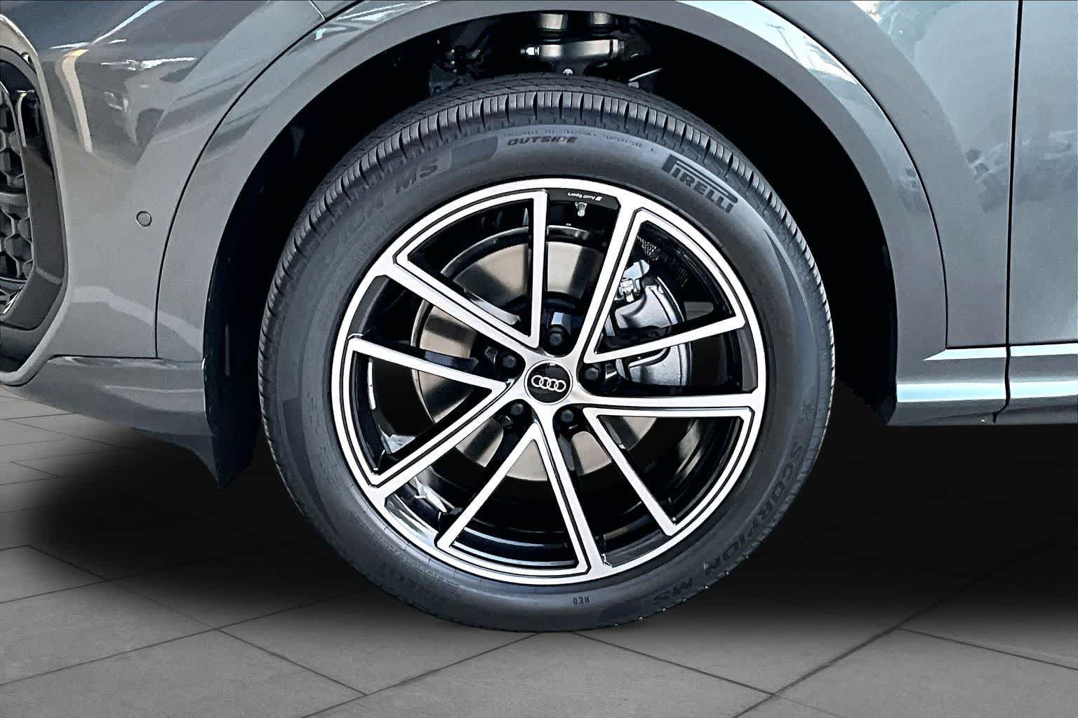 New 2026 Audi Q5 Premium Plus AWD/4WD image 11