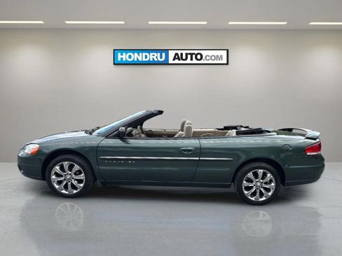 Used 2001 Chrysler Sebring LX FWD image 7