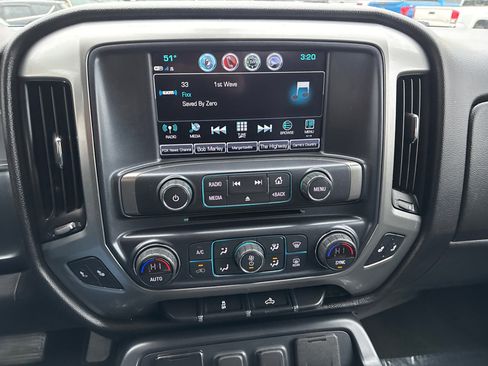 Used 2018 Chevrolet Silverado 1500 LT w/ All Star Edition image 19