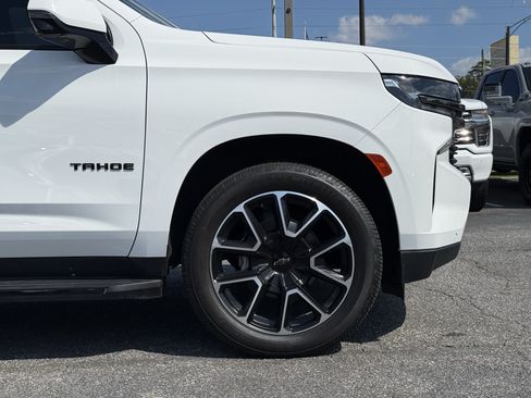 Used 2021 Chevrolet Tahoe RST w/ Luxury Package RWD image 13