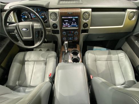 Used 2014 Ford F150 Lariat w/ Lariat Chrome Package image 17