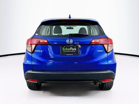 Used 2018 Honda HR-V LX image 7