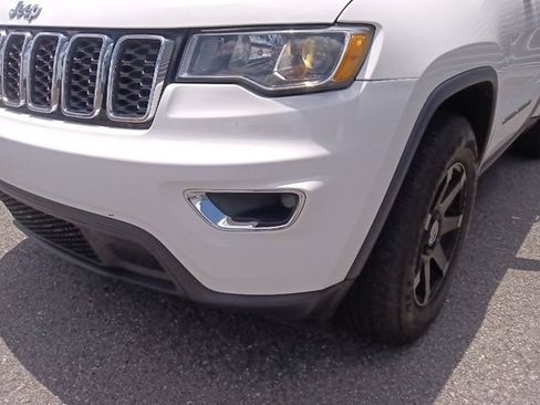 Used 2017 Jeep Grand Cherokee Laredo w/ Quick Order Package 2BE RWD image 9