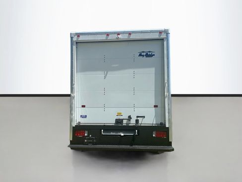 Used 2025 RAM ProMaster 3500 w/ Quick Order Package 22G SLT FWD image 7