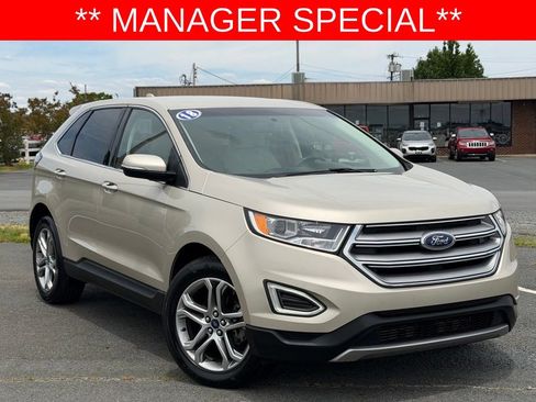 Used 2018 Ford Edge Titanium FWD image 1