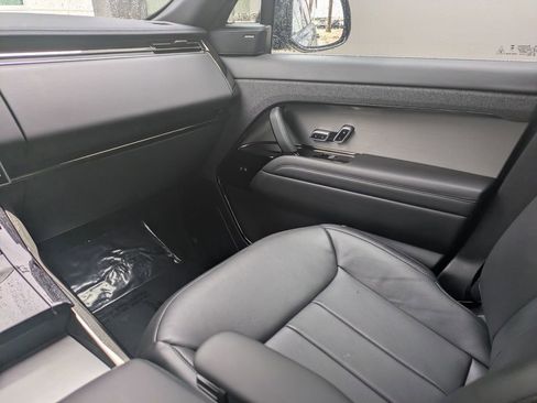 Certified 2025 Land Rover Range Rover Sport SE AWD/4WD image 18