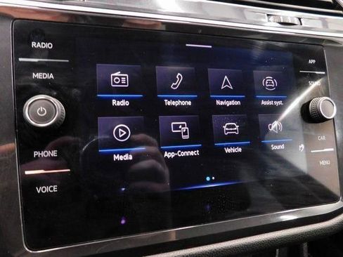Used 2024 Volkswagen Tiguan S image 37