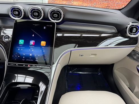 New 2026 Mercedes-Benz GLC 300 GLC 300 image 17
