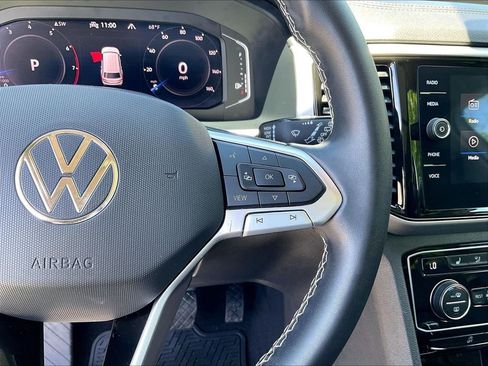 Used 2023 Volkswagen Atlas SE w/ Panoramic Sunroof Package AWD/4WD image 25