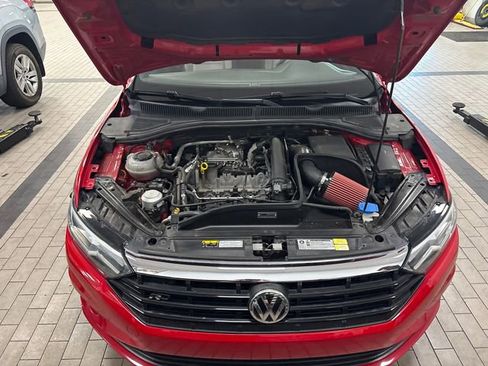 Used 2019 Volkswagen Jetta R-Line FWD image 5