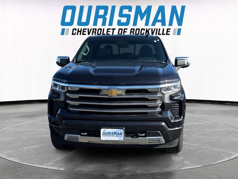 Used 2024 Chevrolet Silverado 1500 High Country AWD/4WD image 8