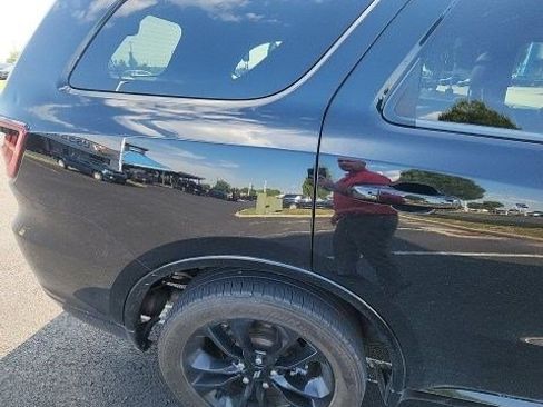 Used 2020 Dodge Durango R/T w/ Blacktop Package AWD/4WD image 7
