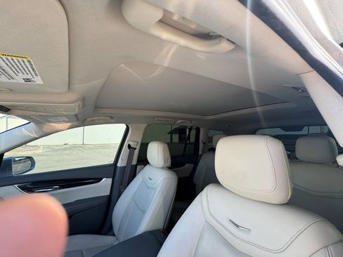 Used 2020 Cadillac XT6 Premium Luxury image 21