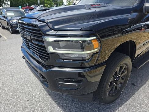 Used 2024 RAM 3500 Laramie w/ Night Edition AWD/4WD image 10