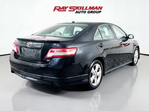 Used 2011 Toyota Camry SE w/ Sport Leather Pkg FWD image 7