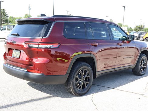 New 2026 Jeep Grand Cherokee L 4WD image 5