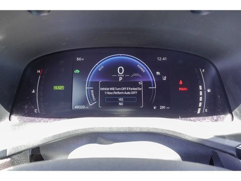 Used 2025 Toyota Camry SE FWD image 14