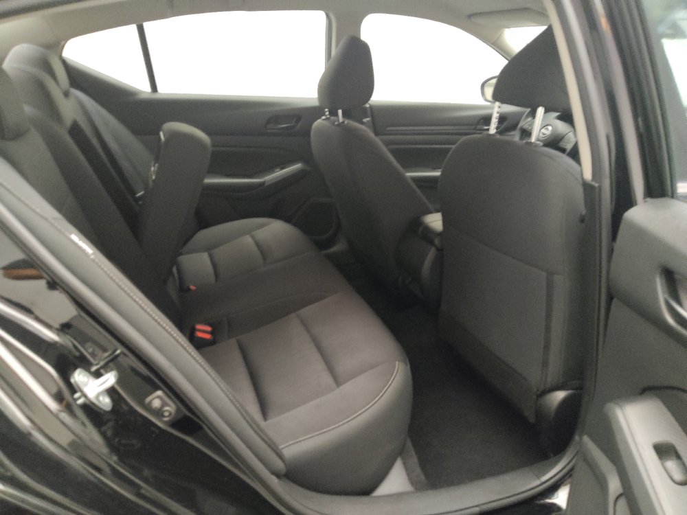 Used 2023 Nissan Altima 2.5 S FWD image 19