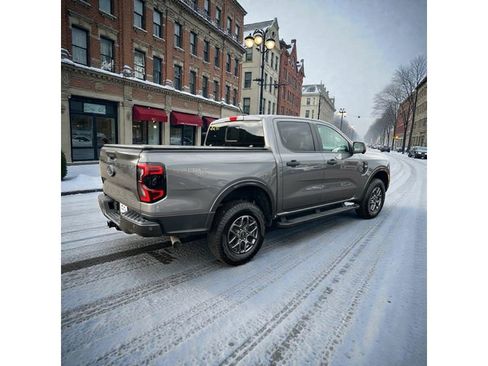 Used 2024 Ford Ranger XLT w/ Technology Package image 2