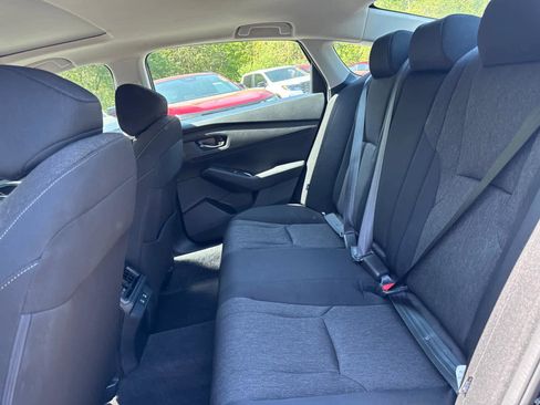 Used 2025 Honda Accord SE image 28
