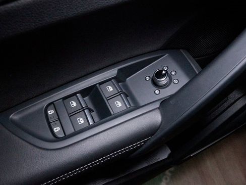 Used 2021 Audi SQ5 Prestige w/ Prestige Package image 15