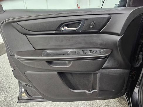 Used 2016 Chevrolet Traverse LT AWD/4WD image 13
