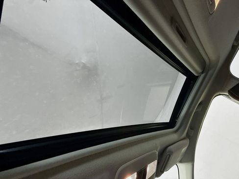 Used 2017 Subaru Crosstrek 2.0i Limited image 21