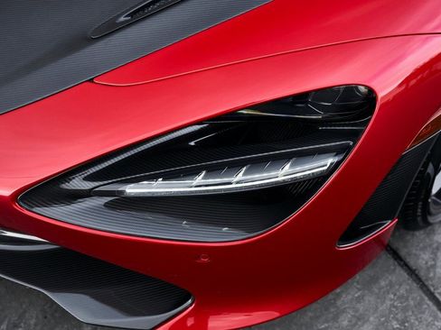 Used 2021 McLaren 720S Performance image 14