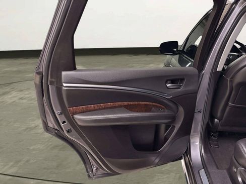 Used 2020 Acura MDX SH-AWD image 17