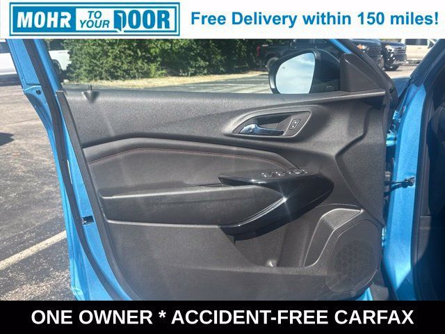 Used 2025 Chevrolet Trax RS w/ Driver Confidence Package FWD image 11