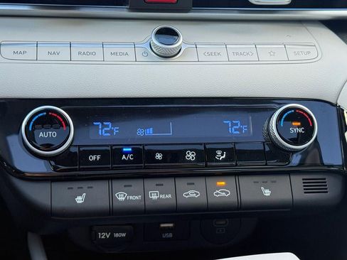 New 2026 Hyundai Elantra Limited FWD image 59