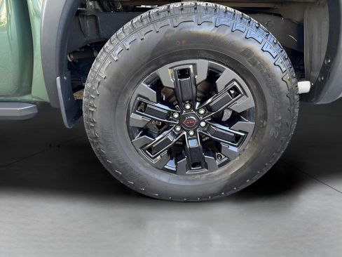 Used 2023 Nissan Frontier PRO-4X w/ Pro Convenience Package AWD/4WD image 8