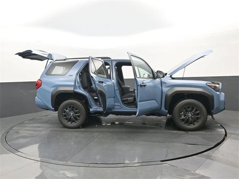 New 2025 Toyota 4Runner SR5 image 31