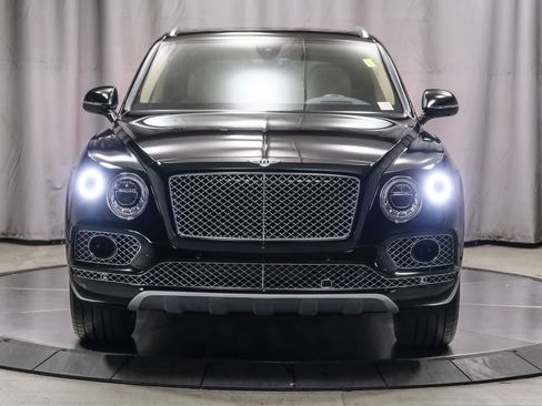 Used 2018 Bentley Bentayga AWD/4WD image 6