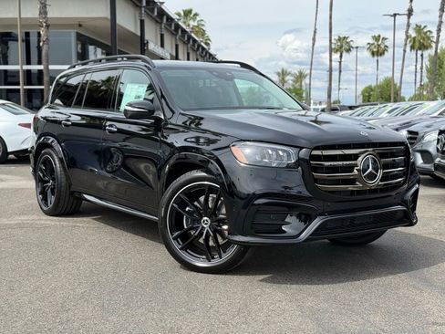 New 2026 Mercedes-Benz GLS 450 4MATIC image 1