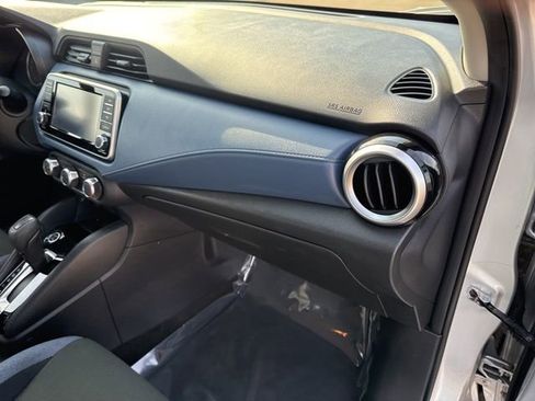Used 2025 Nissan Versa SV image 48
