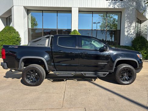 Used 2021 Chevrolet Colorado ZR2 w/ ZR2 Midnight Special Edition AWD/4WD image 8