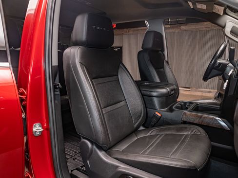 Used 2020 GMC Sierra 2500 Denali w/ Technology Package AWD/4WD image 29