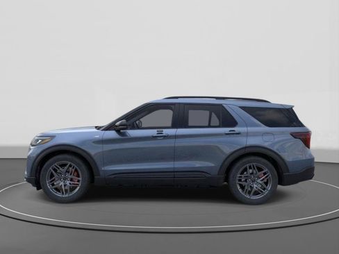 New 2026 Ford Explorer ST-Line w/ ST-Line Street Pack RWD image 3