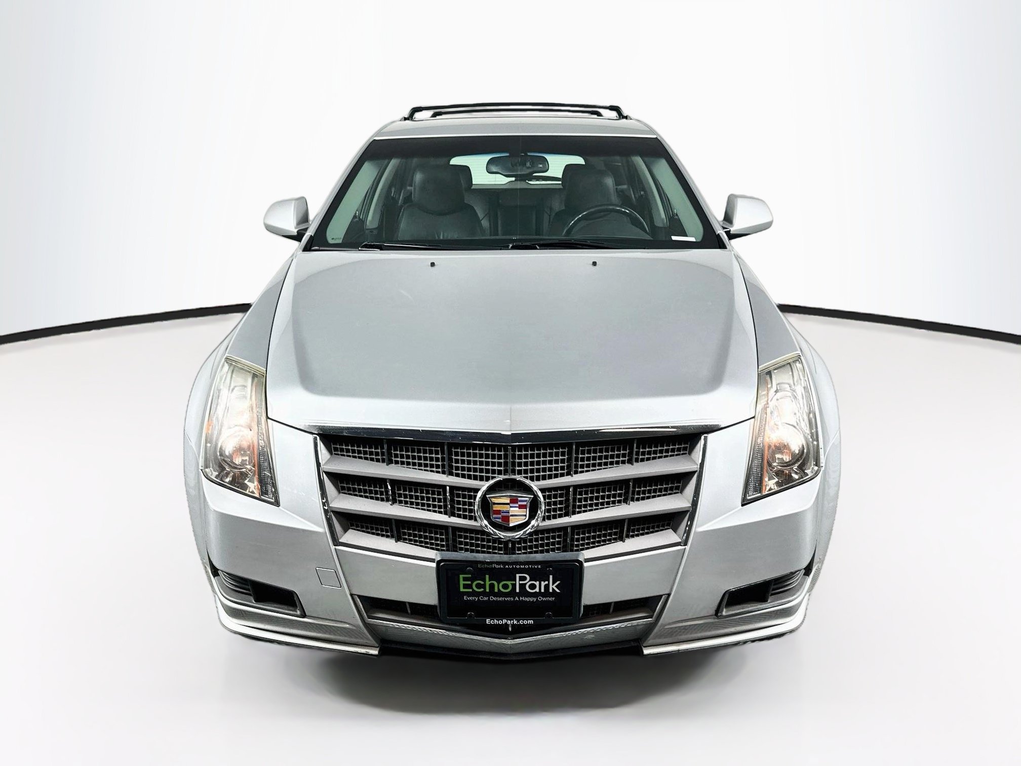 Used 2010 Cadillac CTS Wagon RWD image 2