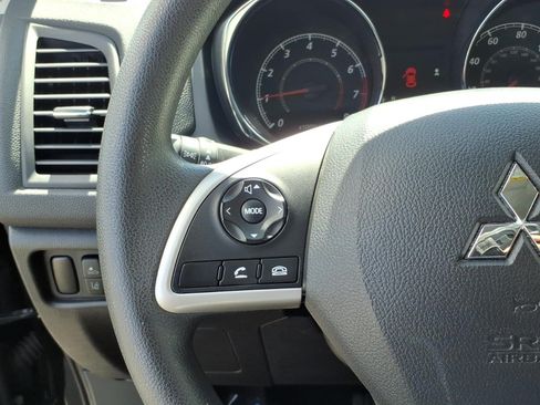 Used 2025 Mitsubishi Outlander Sport SE AWD/4WD image 14